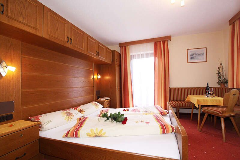 Doppelzimmer in der Pension Sonneck in Niederthai